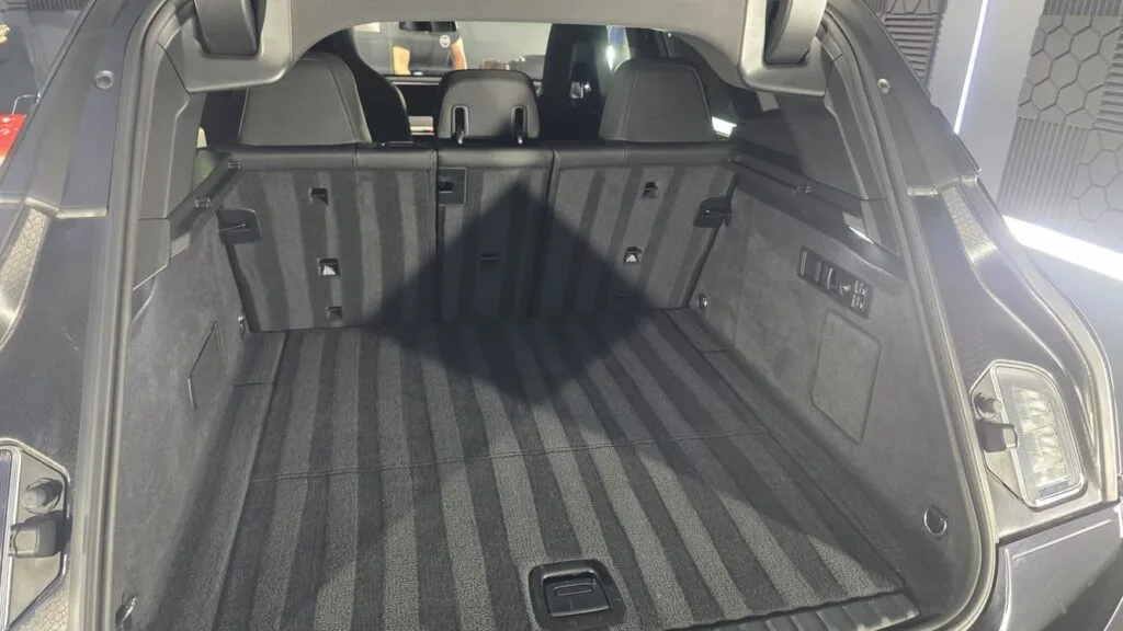 Auto-Innenreinigung in Wien, abgestimmt auf jedes Material
